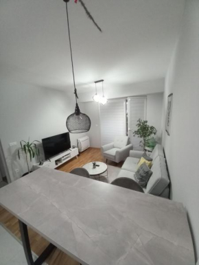 Leila's apartment